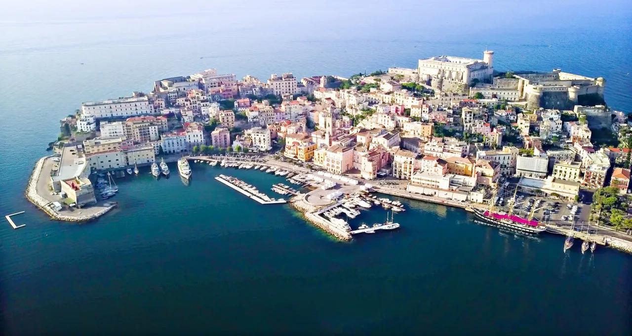 Porto di Gaeta