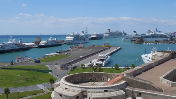 Il Nastro Rosa Tour fa tappa a Civitavecchia