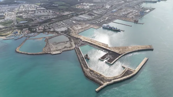 Primo semestre 2025, segni positivi per il porto di Civitavecchia Primo semestre 2025, segni positivi per il porto di Civitavecchia